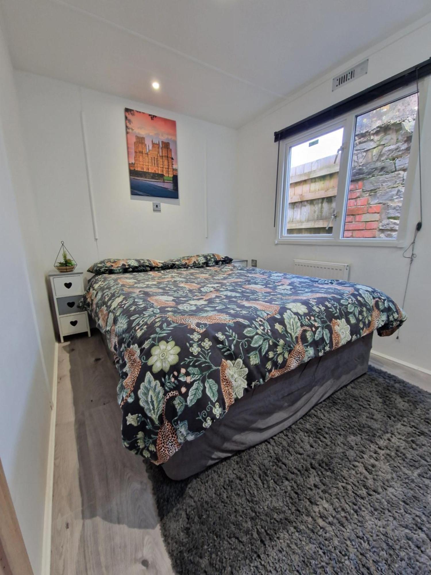 Featheredge Corner Lodge ويلْزْ المظهر الخارجي الصورة