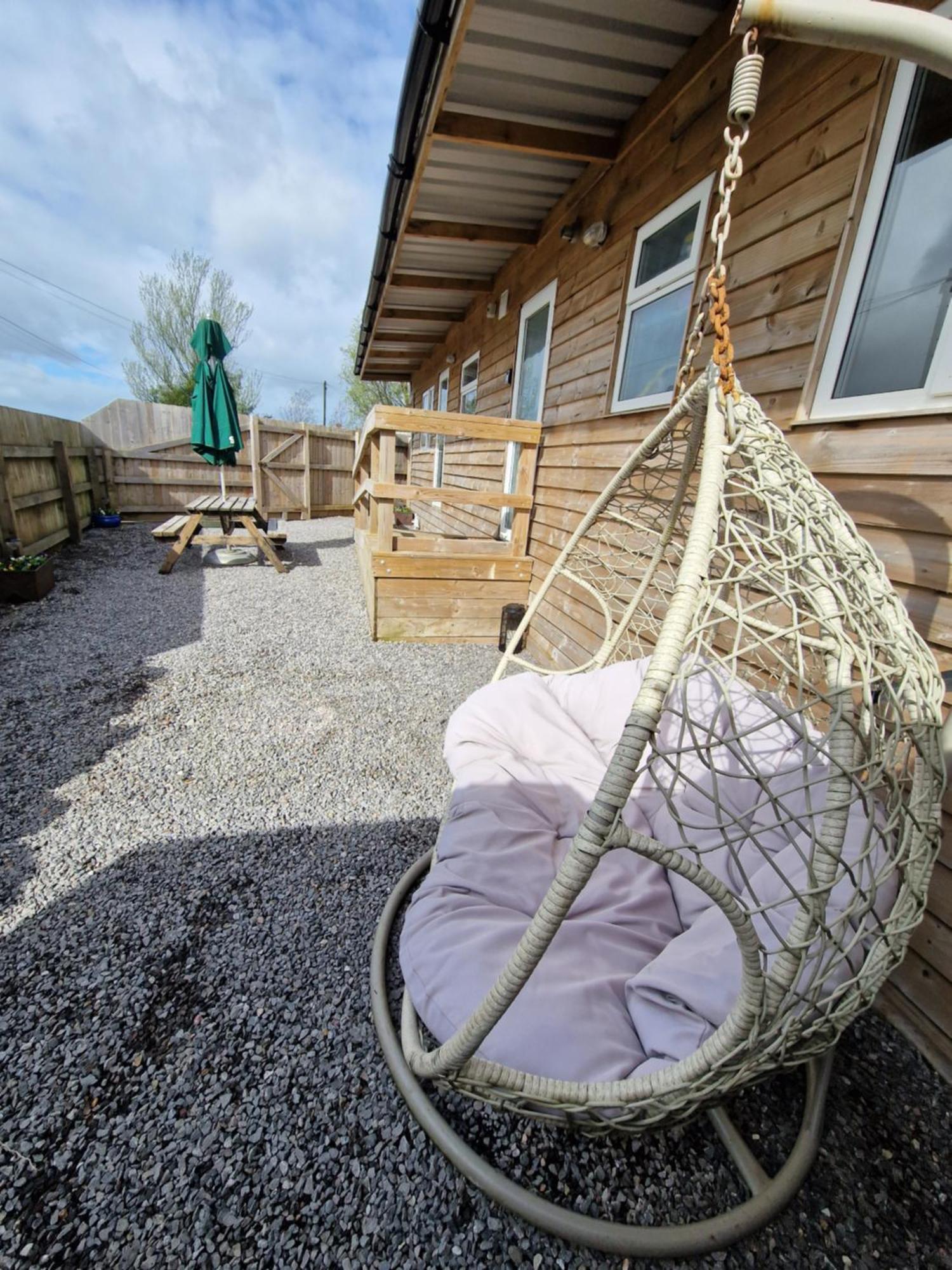 Featheredge Corner Lodge ويلْزْ المظهر الخارجي الصورة